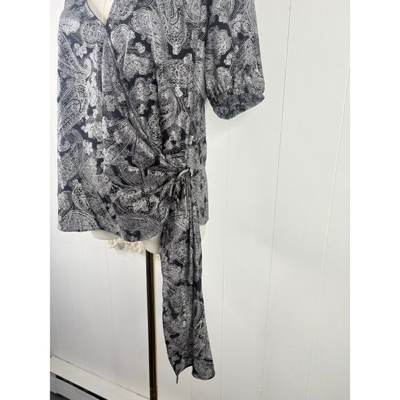 NWT Michael Kors Womens Foil Paisley Wrap Top Size Medium Black Silver - Picture 9 of 15